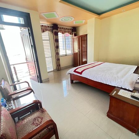 Huy Hoang Hotel Dong Van (Ha Giang) Exterior foto